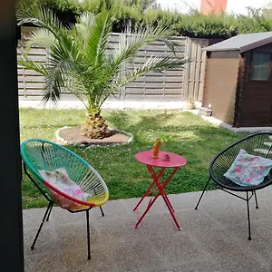  Appartement Lovely Studio&garden - Près Des Plages France